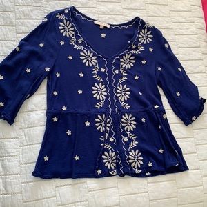 Blue adjustable embroidered top